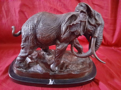 Young elephant cast bronze - 'young,