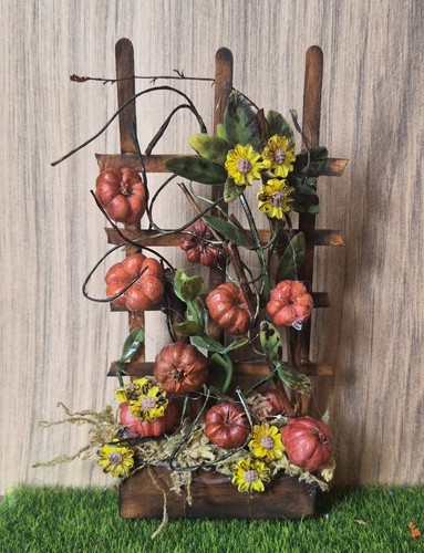 12th scale pumpkin trellis box - scale,