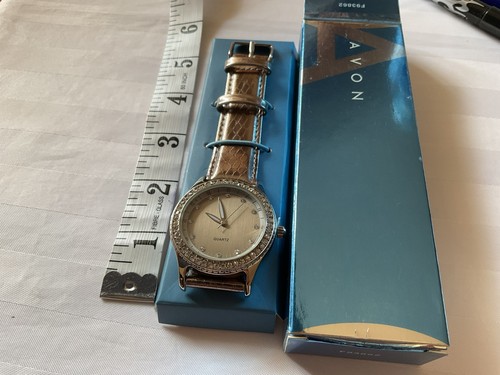 Avon ladies quartz - avon, wrist