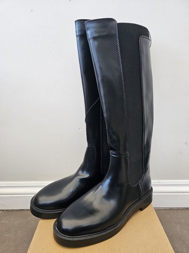 Black knee high - h&m,