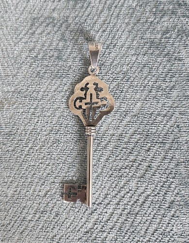 Sterling silver key pendant - key,