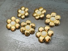 6 Vintage Mod Style Daisy