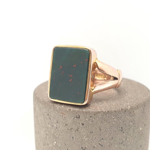Antique 9ct rose gold - rose,