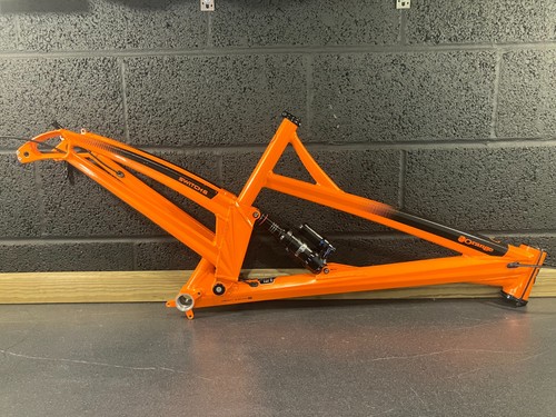 Orange switch frame size - switch,