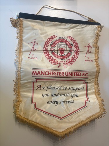 Manchester united signed - manchester,