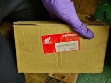 Honda Cd200 Benly Engine cylinder head and piston rings  brand new 12100464000