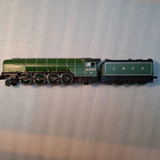 Hornby R3983 OO Gauge LNER P2 2-8-2 2007 'Prince of Wales' LNER Green DCC Fitted