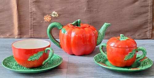 Mid century ceramic tomato - mid-century, "tomato