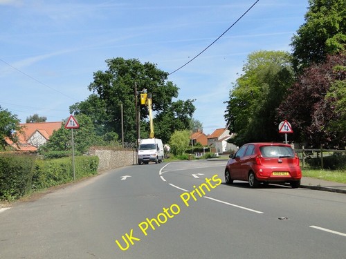 Photo 6x4 changing street - changing,