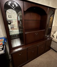 DISPLAY CABINET Morris of