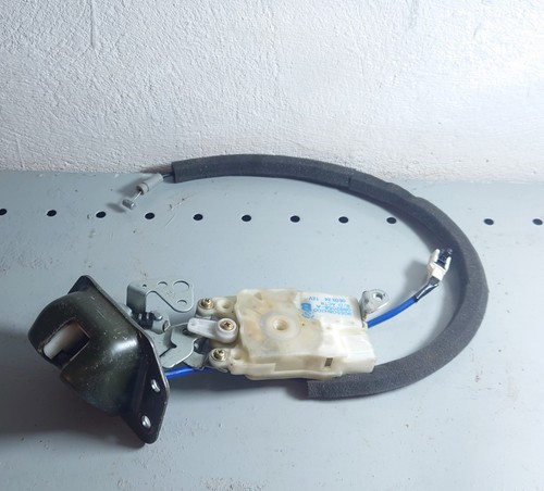 Nissan trail boot lock - nissan,