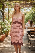 MILLY FLORAL LACE SCALLOPED