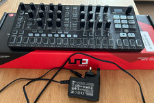 IK Multimedia Uno Synth Pro X