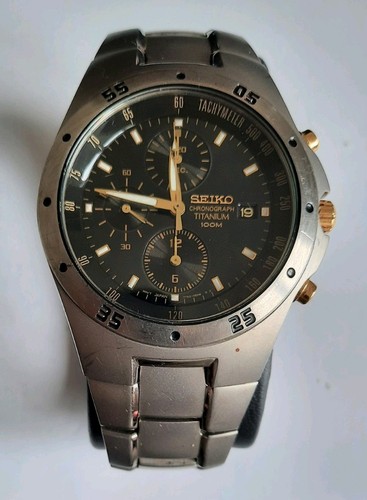 Seiko titanium chronograph - seiko,
