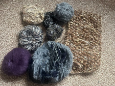 Joblot wool oddments black