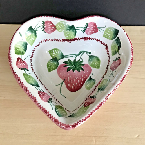 Spongeware strawberry heart - strawberry,