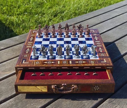 Handmade wooden chess set - handmade,