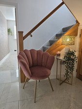 Pink Velvet Scallop Accent