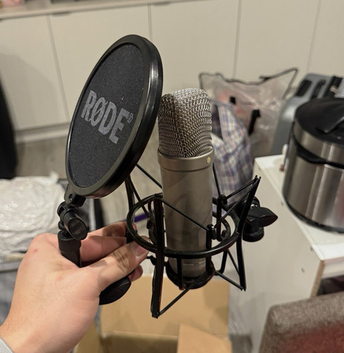 Rode nt1 microphone with - rode,
