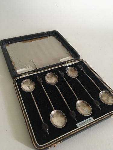 Excellent vintage sterling - excellent,
