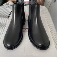 RUSSELL & BROMLEY BLACK