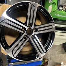 VW GOLF R CADIZ BLACK/DIAMOND CUT SINGLE ALLOY WHEEL 7.5x18 ET49 5G0601025DQ