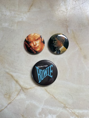 David bowie vintage badges - -, 3