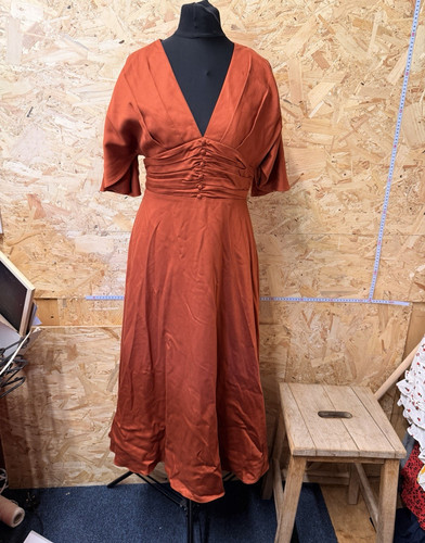 Phase eight orange satin - phase,