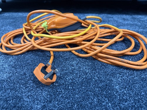 Plug extension lead 1 - extension,