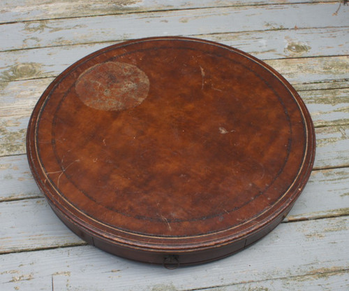 Antique round leather - 28"(d),