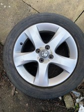 vauxhall corsa D  5-spoke