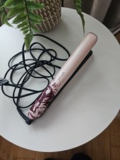 GHD gold hair straightener