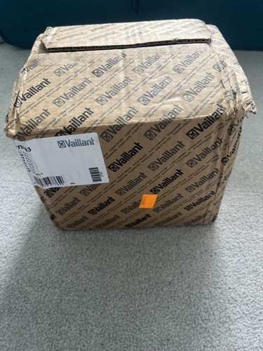 Vaillant genuine boiler pump - genuine,