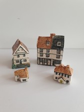 4 x Tey Pottery Houses 