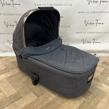 Mamas & Papas Carrycot + APRON + Flip XT3, Ocarro, ONYX + PERFECT VGC