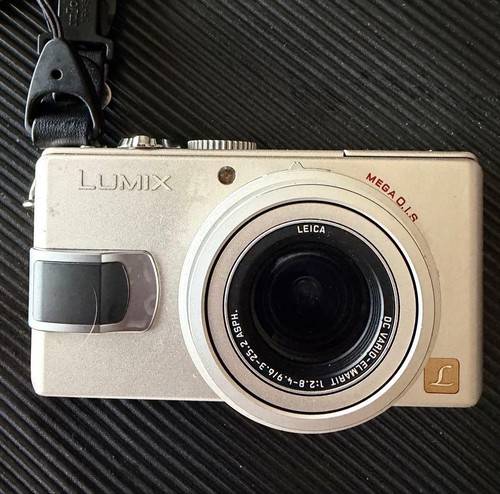 Panasonic lumix dmc lx1 silver - panasonic,