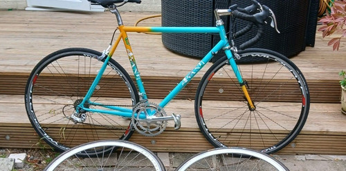 Avanti road bike reynolds - bike,