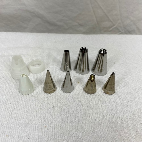Wilton piping tips set - wilton,