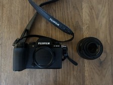 Fujifilm X-S10 26.1MP Mirrorless Camera - Black (XC 15-45mm f/3.5-5.6 OIS)