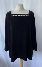 Quacker Factory Velvet Top XL