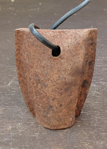 Vintage rusty old metal - old,