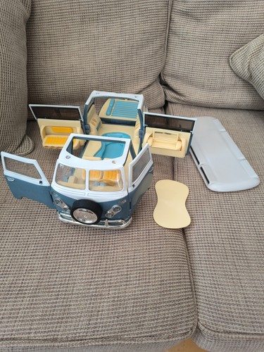 Lil bratz transforming camper - bratz,