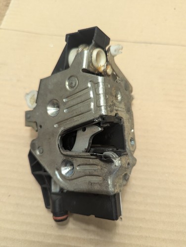 Mercedes benz r129 door lock - mercedes,