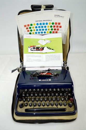 Olivetti typewriter letter - letter, 22