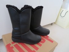 BNIB FITFLOP MUKLUK III SIZE