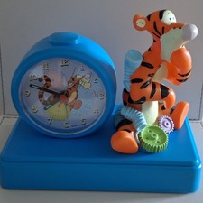 Disney Fantasma Winnie The Pooh Tigger Talking Alarm Clock 8.5" (Working) VGC