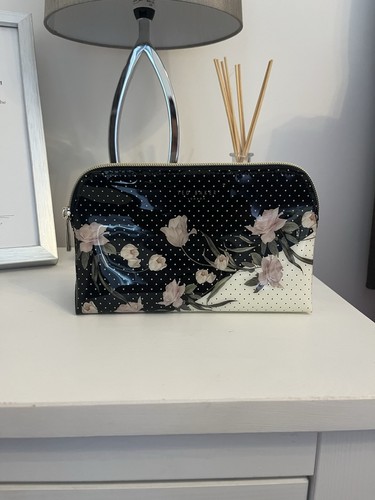 Unused make bag - unused,