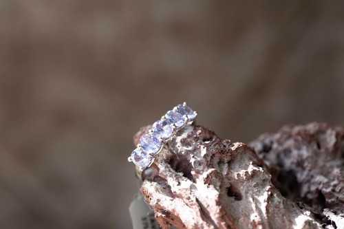 Tanzanite white gold - aa, 9k