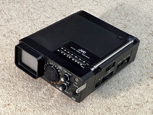 Jvc 100ukc vintage - p-100ukc, b/w