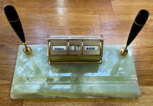 Vintage desk perpetual - vintage,